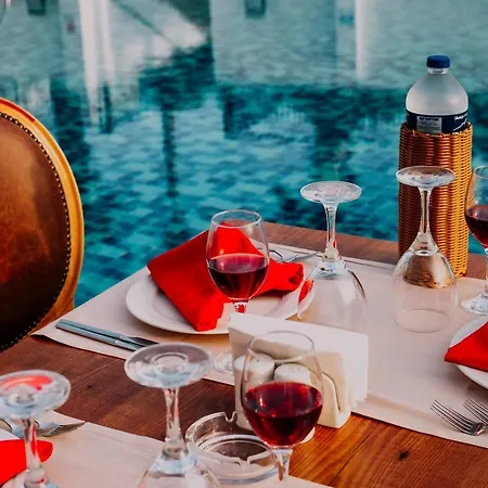 Hane Sun Elite ホテル